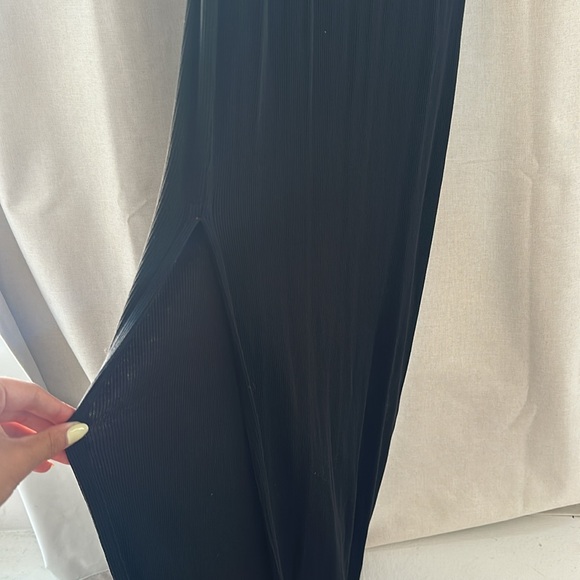 Alice + Olivia Pania Sleeveless Maxi Slit Side Dress - Picture 4 of 4